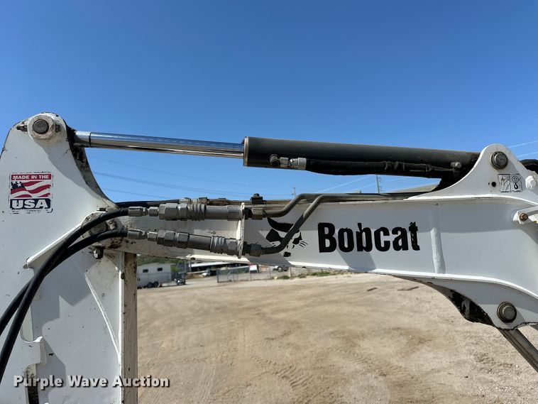 image for item FG2909 2019 Bobcat E26 mini excavator