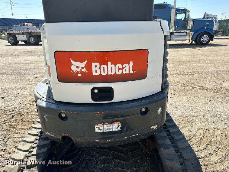 image for item FG2909 2019 Bobcat E26 mini excavator