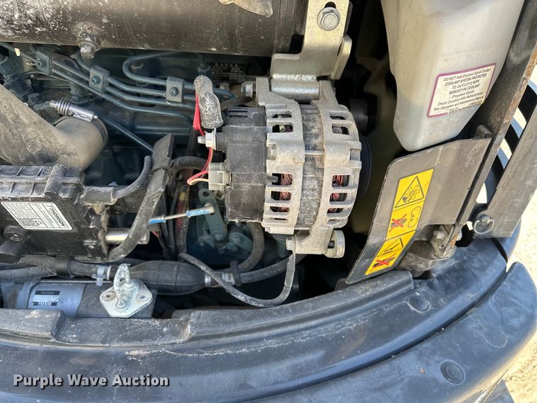 image for item FG2909 2019 Bobcat E26 mini excavator