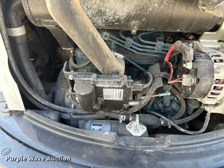 image for item FG2909 2019 Bobcat E26 mini excavator
