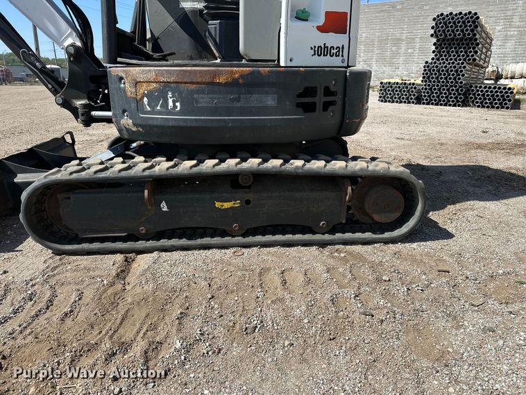 image for item FG2909 2019 Bobcat E26 mini excavator
