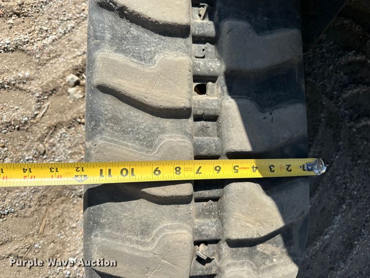 image for item FG2909 2019 Bobcat E26 mini excavator