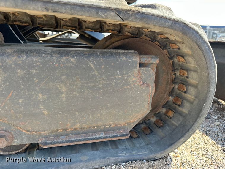 image for item FG2909 2019 Bobcat E26 mini excavator