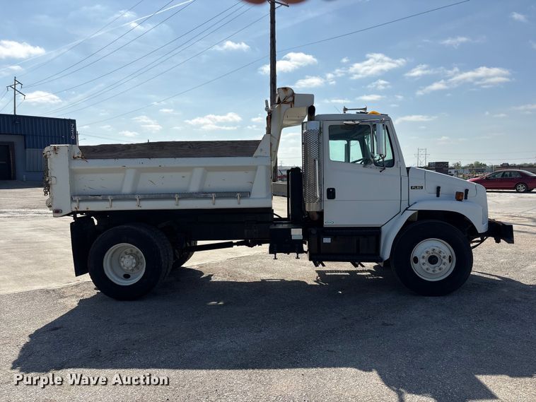 image for item FG2911 2003 Freightliner FL80 dump truck
