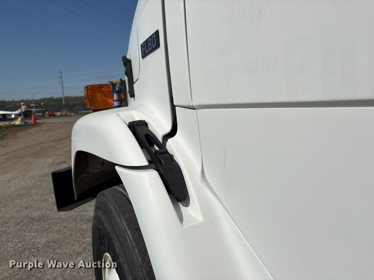 image for item FG2911 2003 Freightliner FL80 dump truck