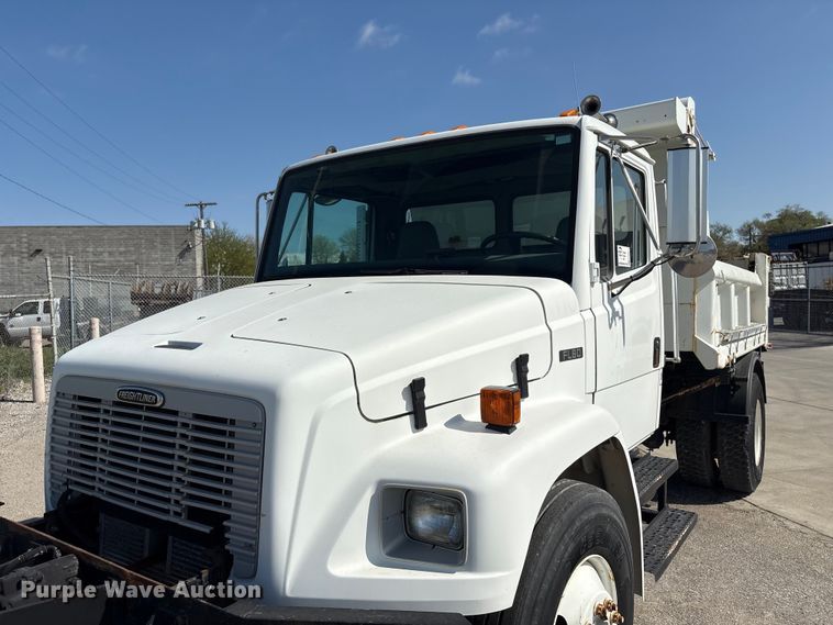 image for item FG2911 2003 Freightliner FL80 dump truck