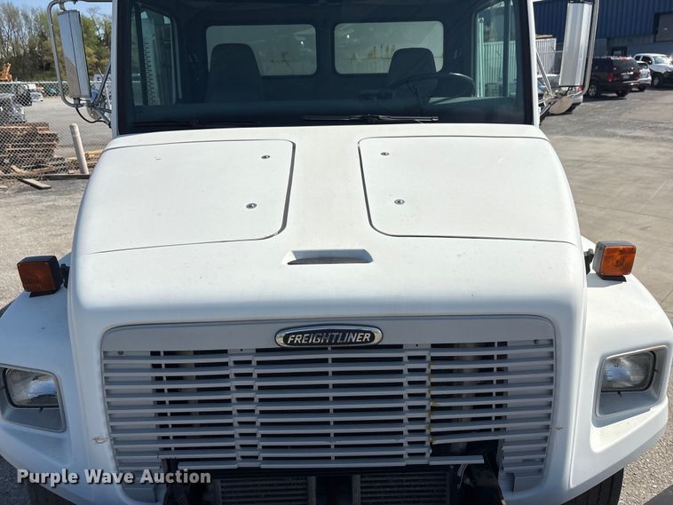 image for item FG2911 2003 Freightliner FL80 dump truck