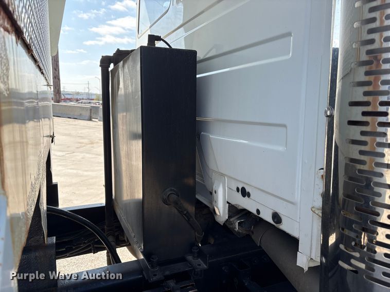 image for item FG2911 2003 Freightliner FL80 dump truck