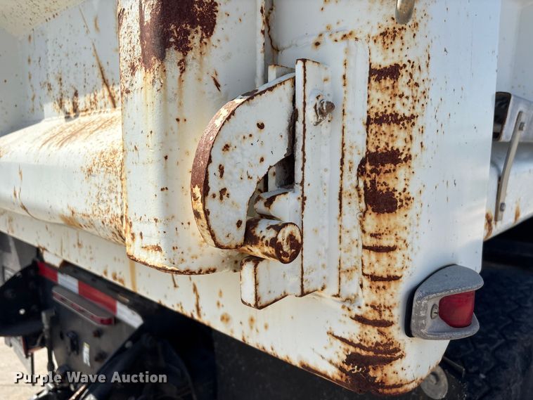 image for item FG2911 2003 Freightliner FL80 dump truck