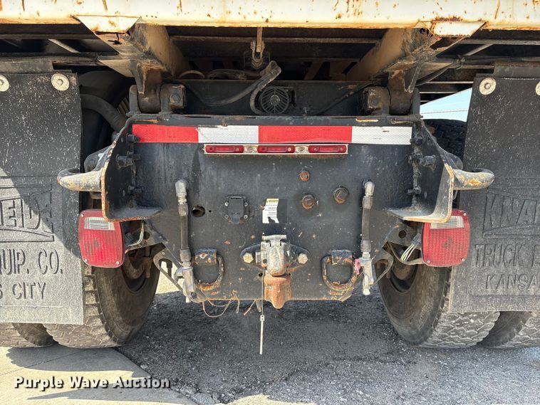 image for item FG2911 2003 Freightliner FL80 dump truck