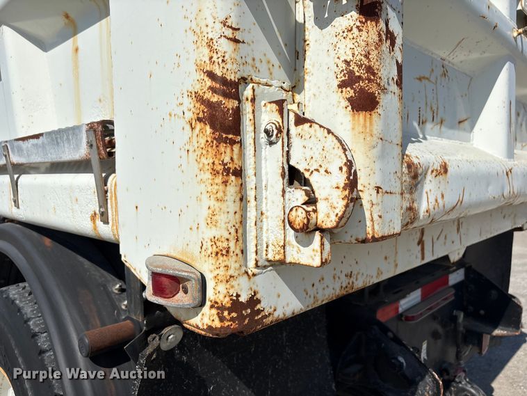 image for item FG2911 2003 Freightliner FL80 dump truck