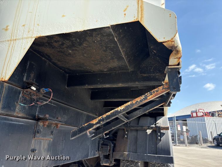 image for item FG2911 2003 Freightliner FL80 dump truck