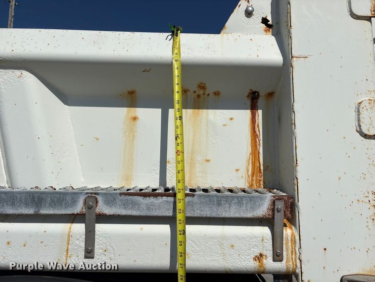 image for item FG2911 2003 Freightliner FL80 dump truck