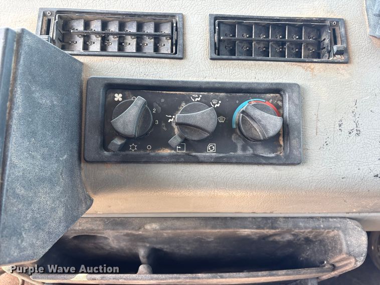 image for item FG2911 2003 Freightliner FL80 dump truck