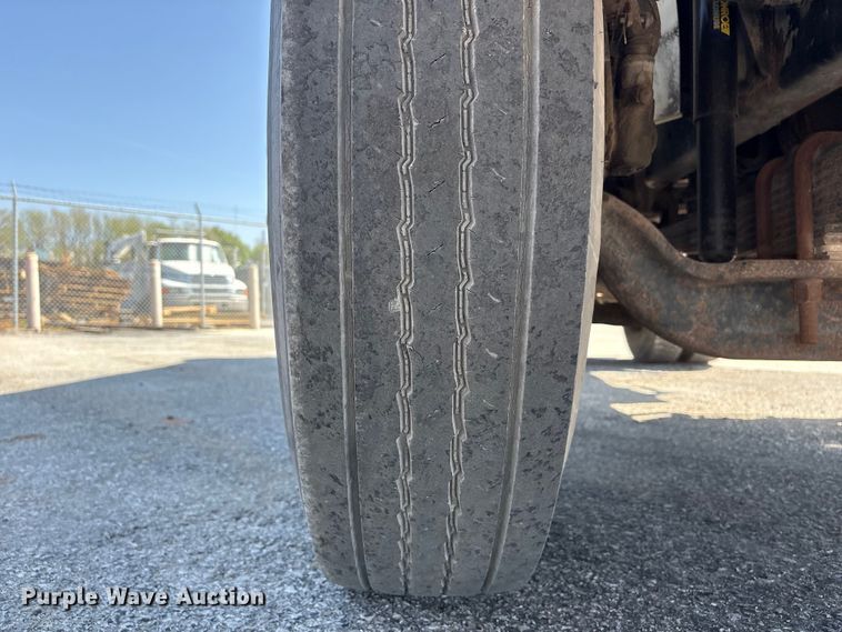 image for item FG2911 2003 Freightliner FL80 dump truck