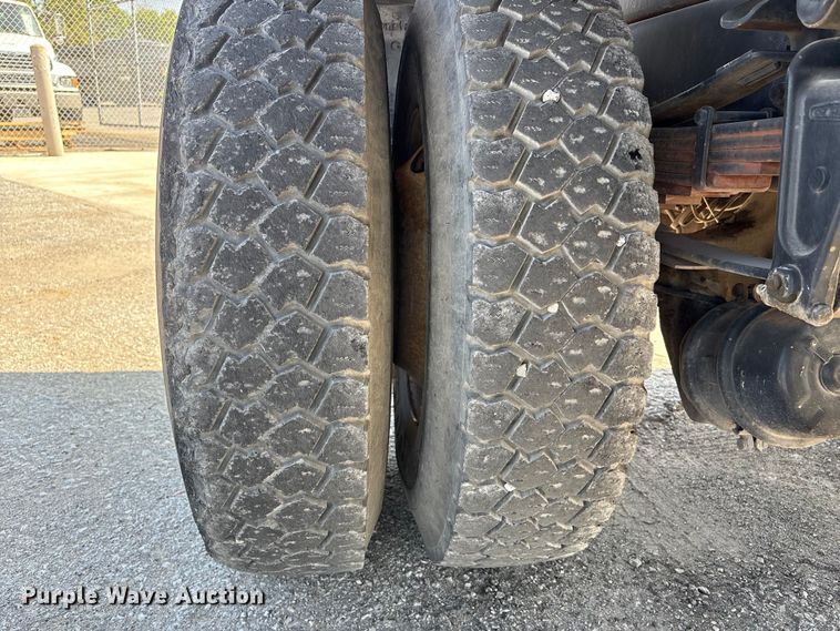 image for item FG2911 2003 Freightliner FL80 dump truck