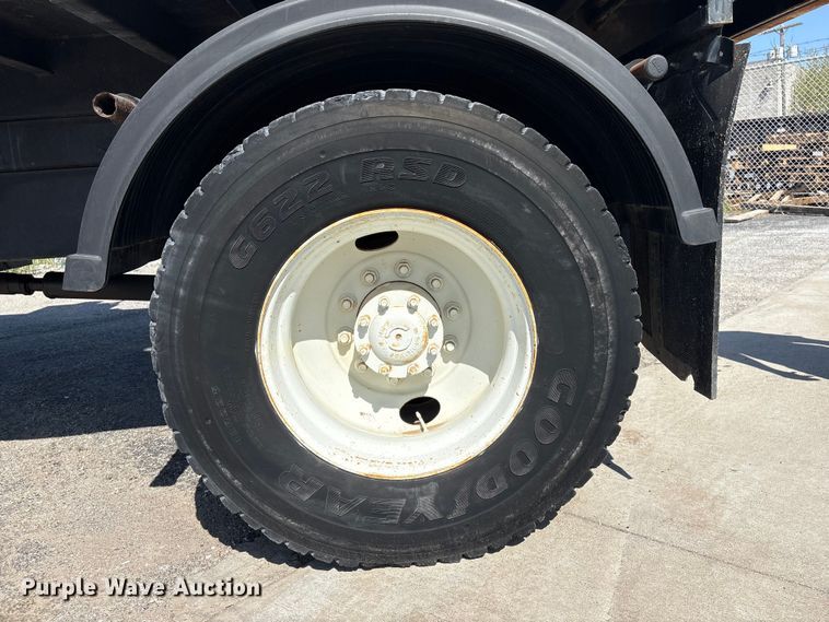 image for item FG2911 2003 Freightliner FL80 dump truck