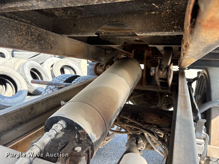 image for item FG2911 2003 Freightliner FL80 dump truck