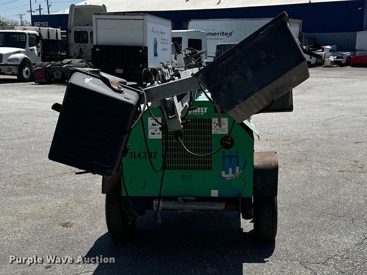 image for item FG2914 2010 Terex RL4000 light plant