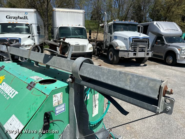 image for item FG2914 2010 Terex RL4000 light plant