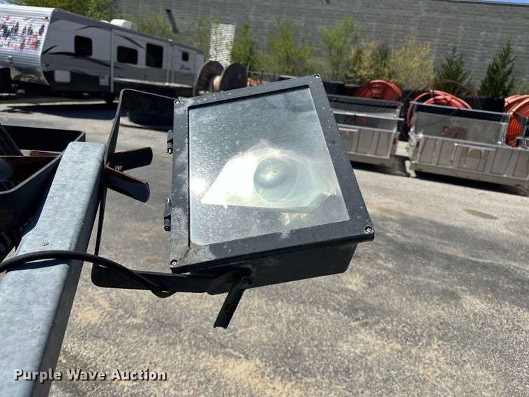 image for item FG2914 2010 Terex RL4000 light plant