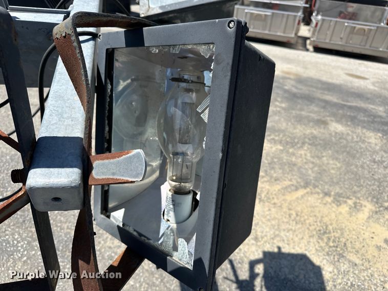 image for item FG2914 2010 Terex RL4000 light plant