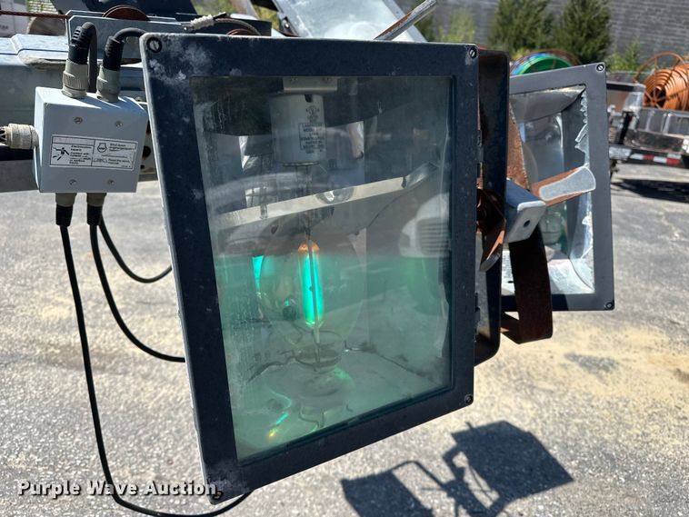 image for item FG2914 2010 Terex RL4000 light plant