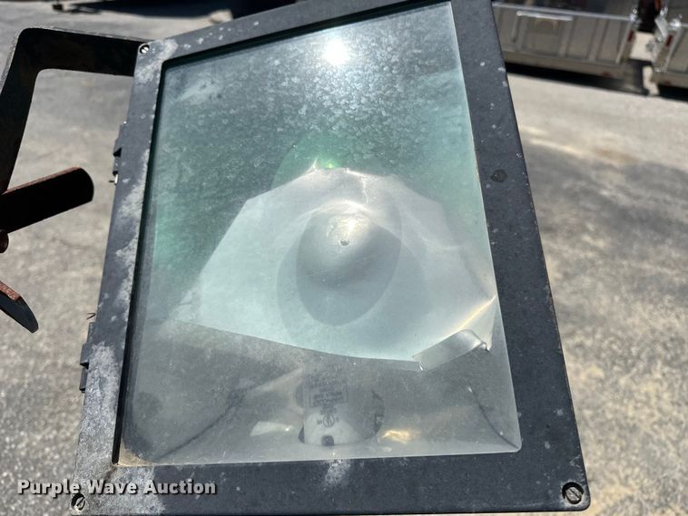 image for item FG2914 2010 Terex RL4000 light plant