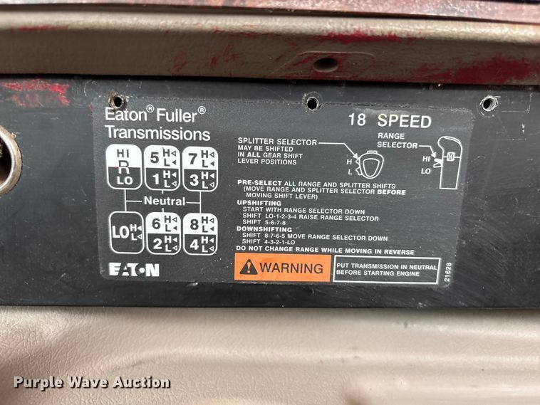 image for item FG2917 2005 International 9900i truck cab and chassis with tree spade  