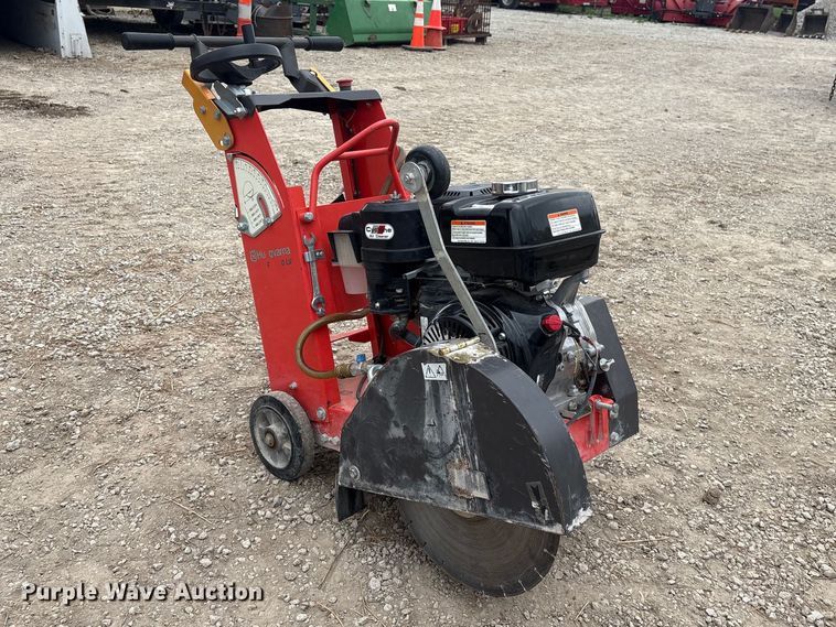 image for item FG2919 2013 Husqvarna FS400LV concrete saw
