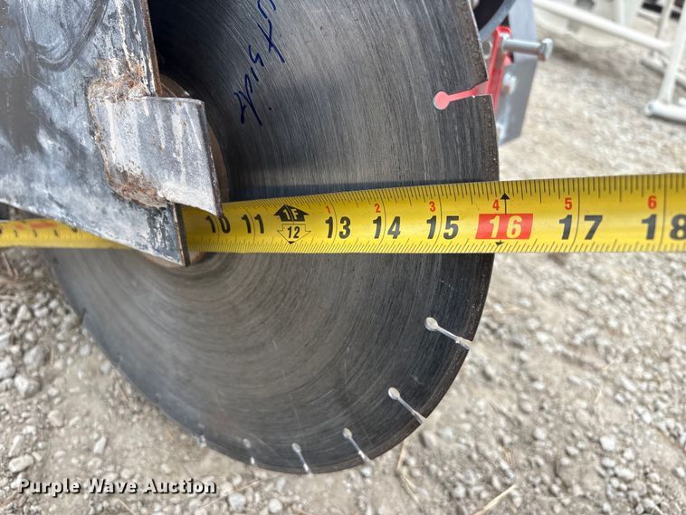 image for item FG2919 2013 Husqvarna FS400LV concrete saw