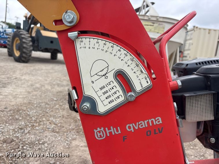 image for item FG2919 2013 Husqvarna FS400LV concrete saw