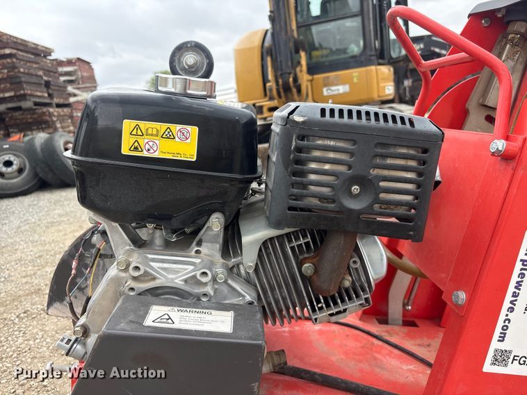 image for item FG2919 2013 Husqvarna FS400LV concrete saw