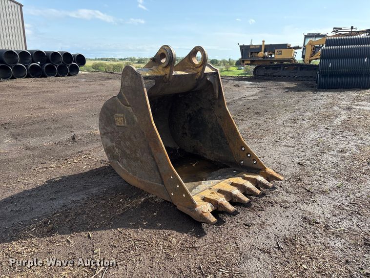 image for item FG2942 Caterpillar 324E excavator bucket
