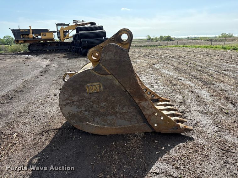 image for item FG2942 Caterpillar 324E excavator bucket