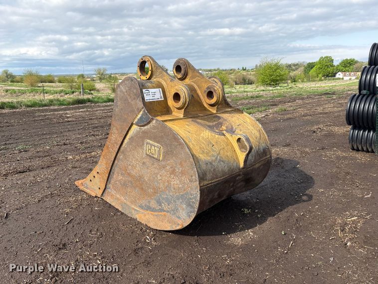 image for item FG2942 Caterpillar 324E excavator bucket