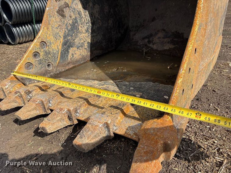 image for item FG2942 Caterpillar 324E excavator bucket