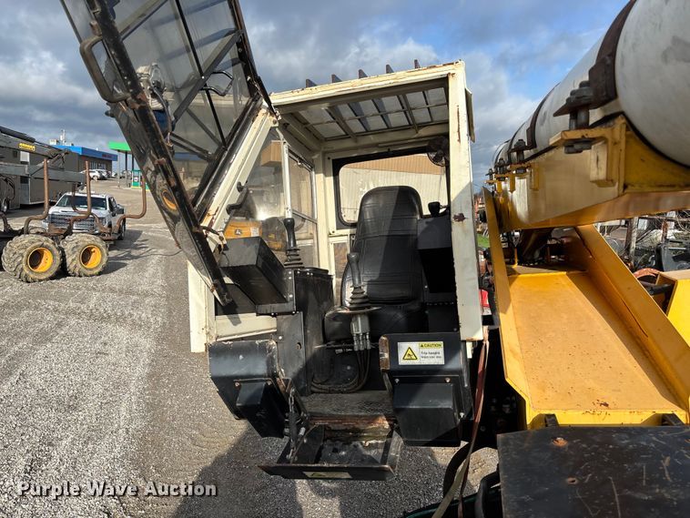 image for item FH7050 2014 Jarraff tree trimmer