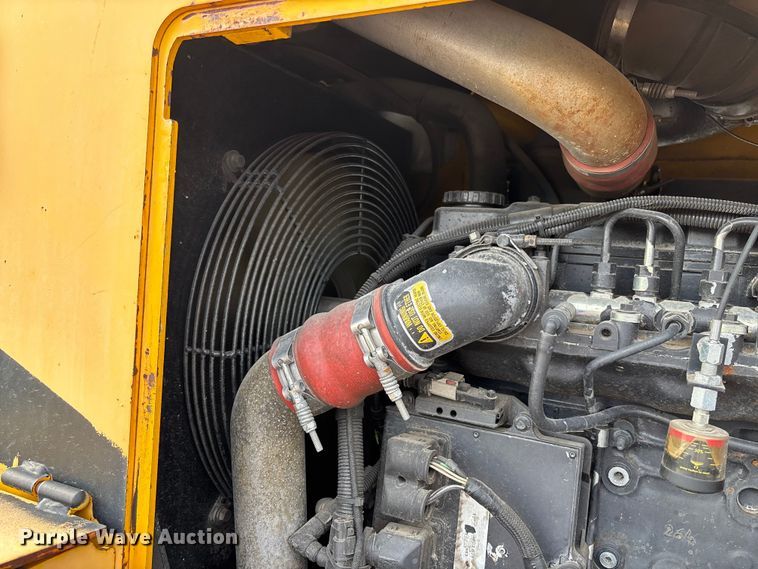 image for item FH7050 2014 Jarraff tree trimmer