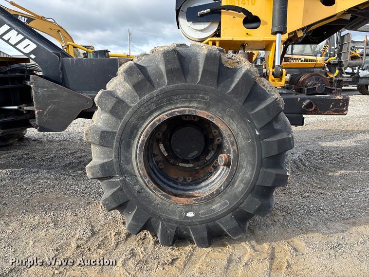 image for item FH7050 2014 Jarraff tree trimmer