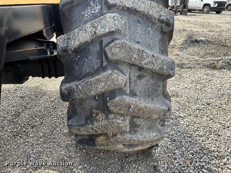 image for item FH7050 2014 Jarraff tree trimmer