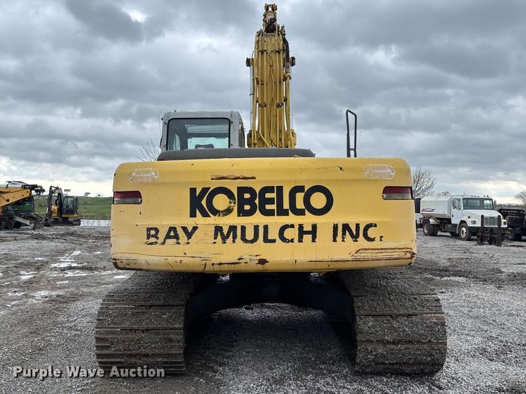 image for item FH7051 2004 Kobelco SK210LC excavator