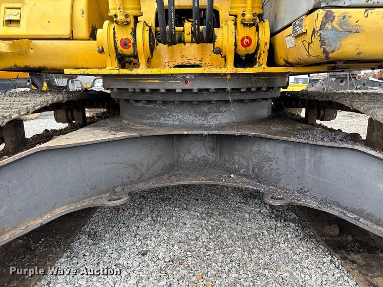 image for item FH7051 2004 Kobelco SK210LC excavator