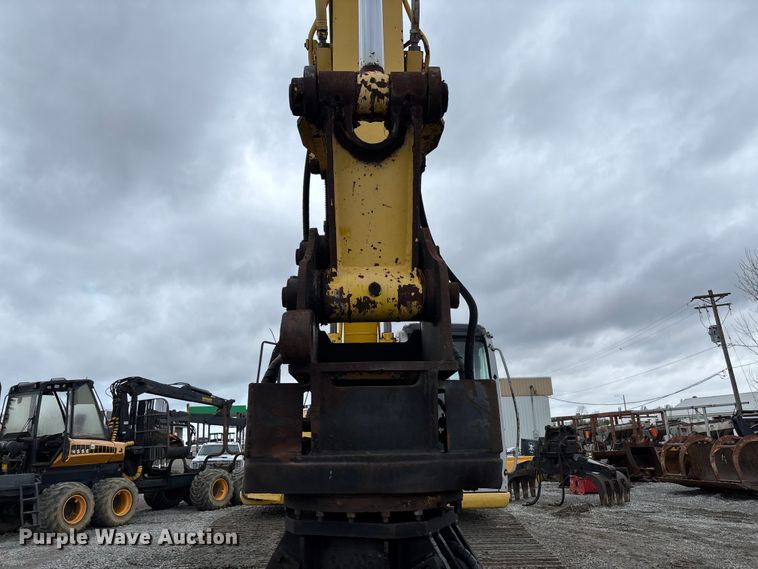 image for item FH7051 2004 Kobelco SK210LC excavator