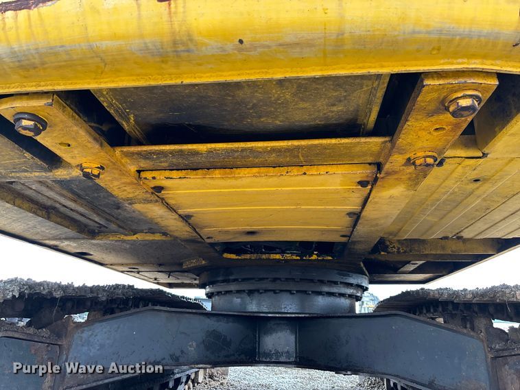 image for item FH7051 2004 Kobelco SK210LC excavator