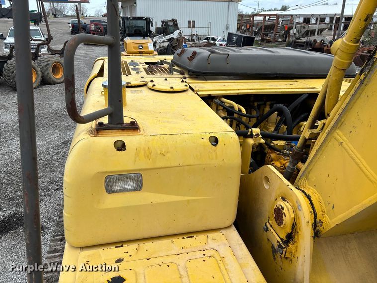 image for item FH7051 2004 Kobelco SK210LC excavator