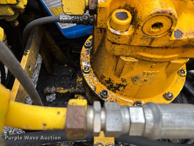 image for item FH7051 2004 Kobelco SK210LC excavator