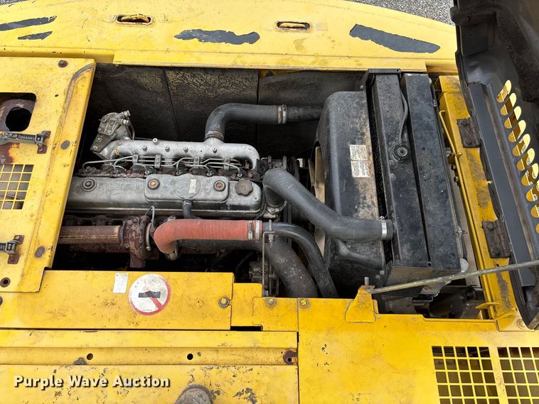 image for item FH7051 2004 Kobelco SK210LC excavator