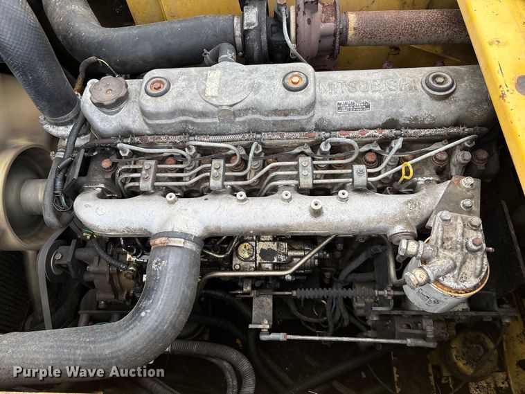 image for item FH7051 2004 Kobelco SK210LC excavator