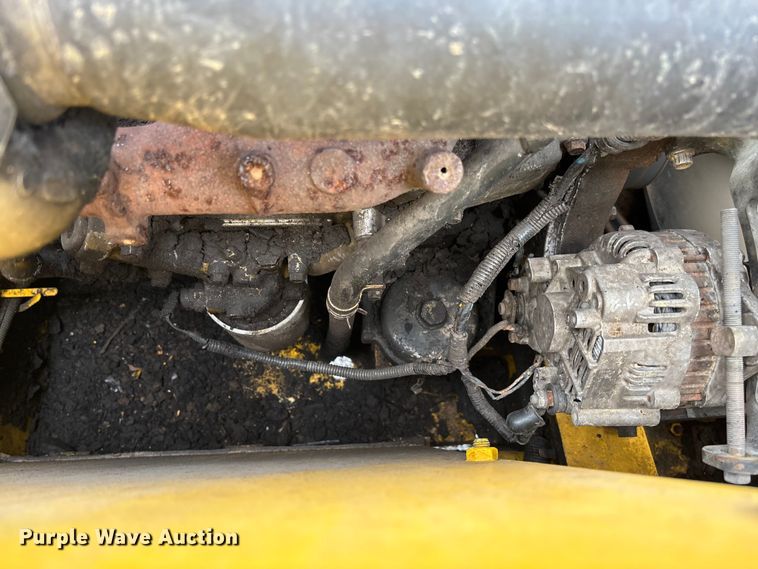 image for item FH7051 2004 Kobelco SK210LC excavator